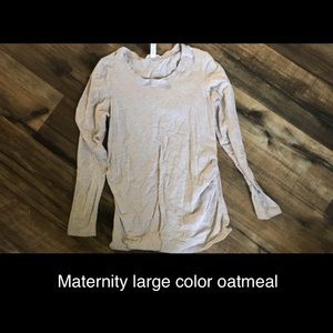 Long sleeve scoop neck oatmeal maternity top